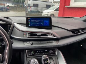 Spotify Musikstreaming BMW i8 CarPlay