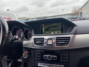 Mercedes E-Klasse W212 CarPlay Integration – Einbau Singen Bodensee