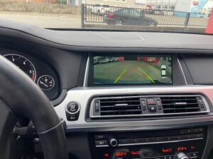 BMW 7er F01 Rückfahrkamera Integration – Display