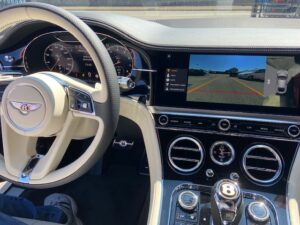 Dashcam Einbau Bentley AMPIRE DC1 hinter Innenspiegel