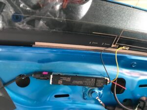 Audi Q3 DAB+ Antennenmodul 8U – fahrzeugspezifische Antennenanbindung, kein Bohren