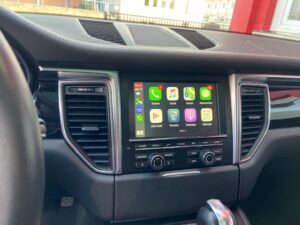 Apple CarPlay Menü Porsche Macan PCM 3.1 – AMPIRE Interface Einbau