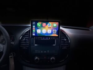 Apple CarPlay auf dem Alpine iLX-905D im Mercedes Vito W447 – kabellos verbunden