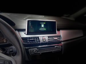 BMW F45 Rückfahrkamera PDC Anzeige