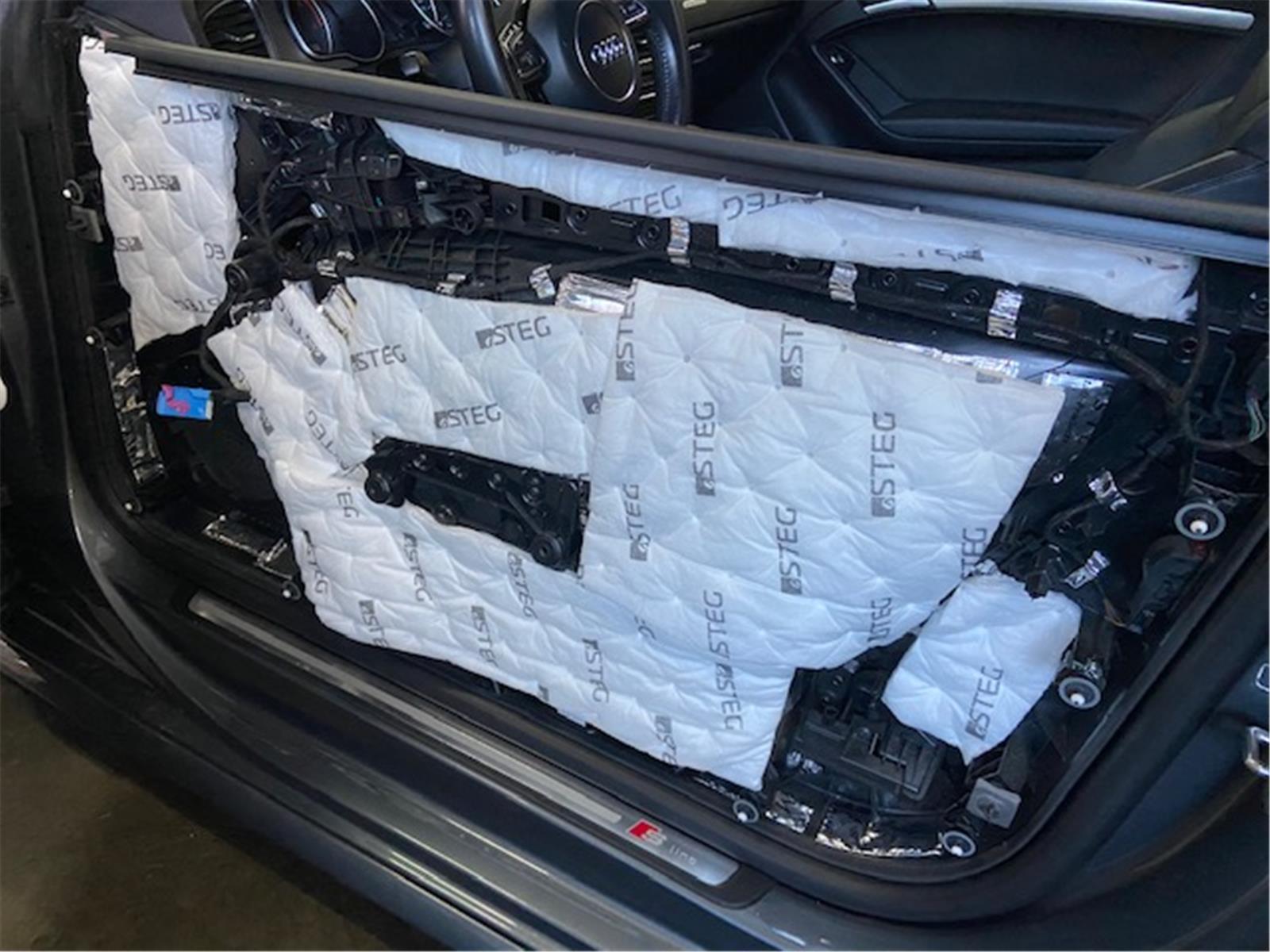 Audi A5 Türdämmung.jpg