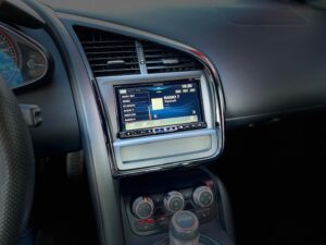 Audi R8 Cabrio DAB Plus