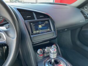 Audi R8 Cabrio CarPlay