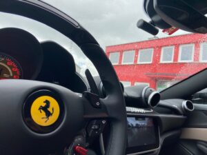 Ferrari Portofino Dashcam Einbau