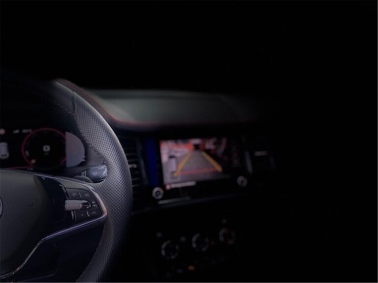 skoda kodiaq ns7 rückfahrkamera nachrüsten.jpg