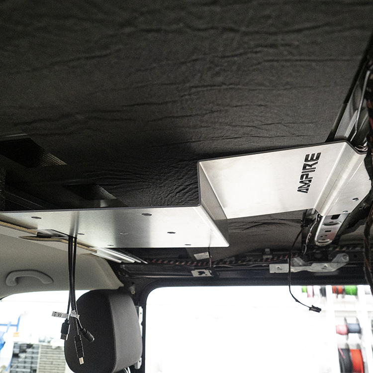 AMPIRE-Aluminium-Montageplatte-fuer-Deckenmonitore-fuer-VW-T5-T6-MP-T6_b_4.jpg