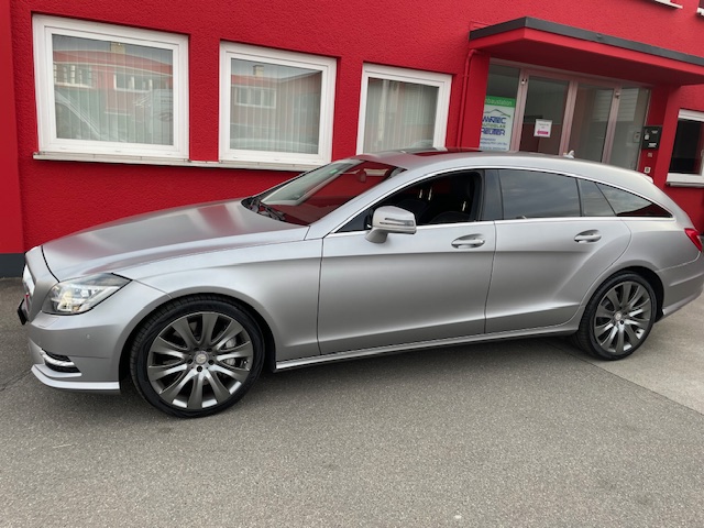 Mercedes CLS C218 Apple CarPlay Nachrüstung – AMPIRE LDS-NTG45-Mini Singen