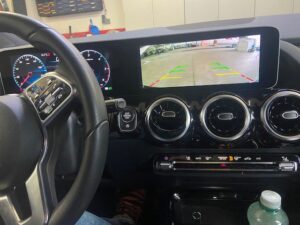 Kamerabild im originalen MBUX Display Mercedes B-Klasse W247