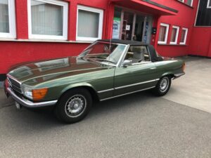 Mercedes SL R107 mit Retrosound Radio Einbau – Becker Chrome Design Singen am Bodensee