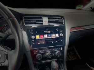 VW Golf 7 DAB+ Senderanzeige im originalen MIB Display