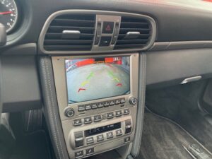 Rückfahrkamerabild am PCCM Plus Display im Porsche 997