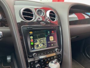 Apple CarPlay Menü im Bentley Continental GT Display nach Nachrüstung