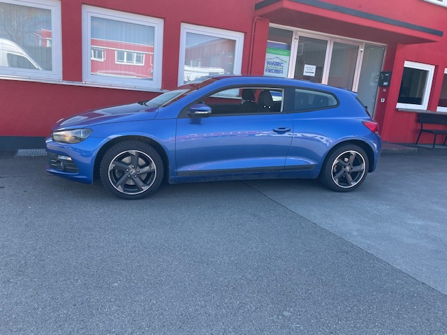 VW Scirocco Alpine iLX-705D Einbau – Autoradio-Bodensee Singen