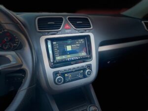 Android Auto Navigation auf Alpine iLX-705D im VW Scirocco
