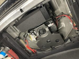 AWAVE DSP6V5 6-Kanal DSP-Endstufe Einbau Audi A4 B9 Avant