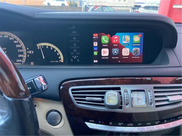 mercedes carplay.jpg