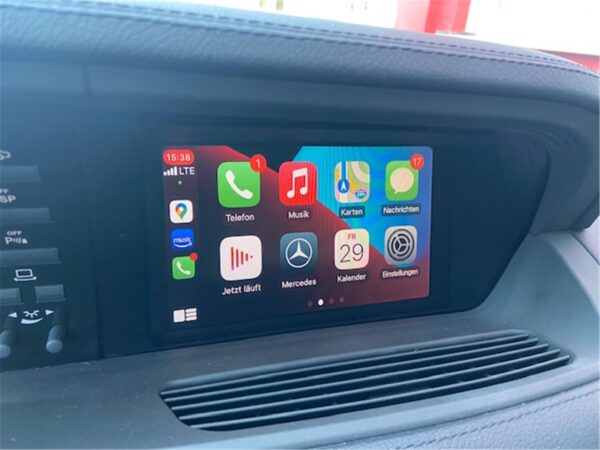 mercedes cl c216 carplay.jpg
