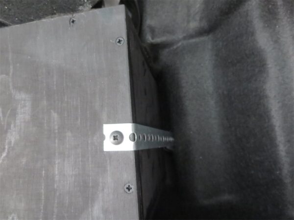 Audi A4 B9 Avant Subwoofer.jpg